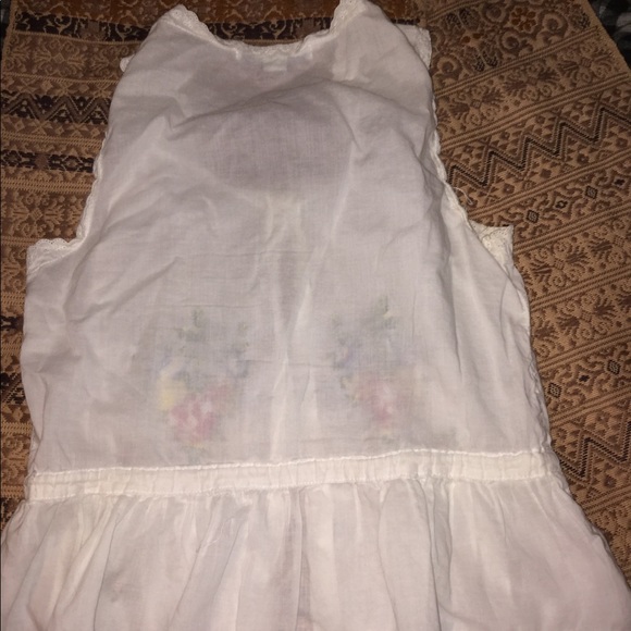 Forever 21 embroidered button up tank size Small - Picture 3 of 3